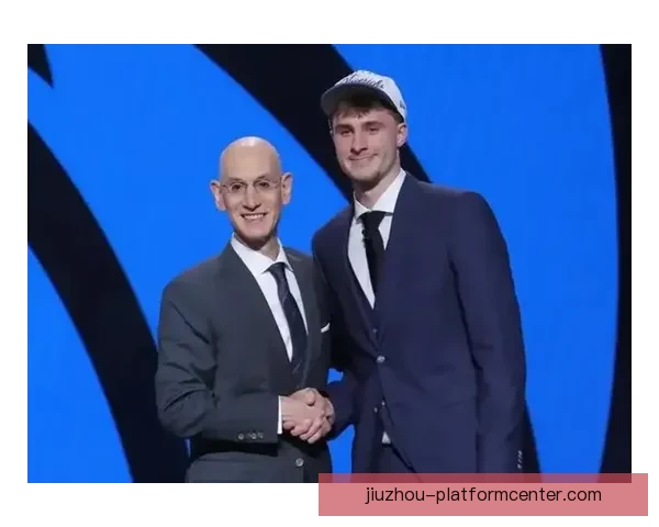 康大主帅带队再进决赛直言不解观众嘘声团队成果超出预期